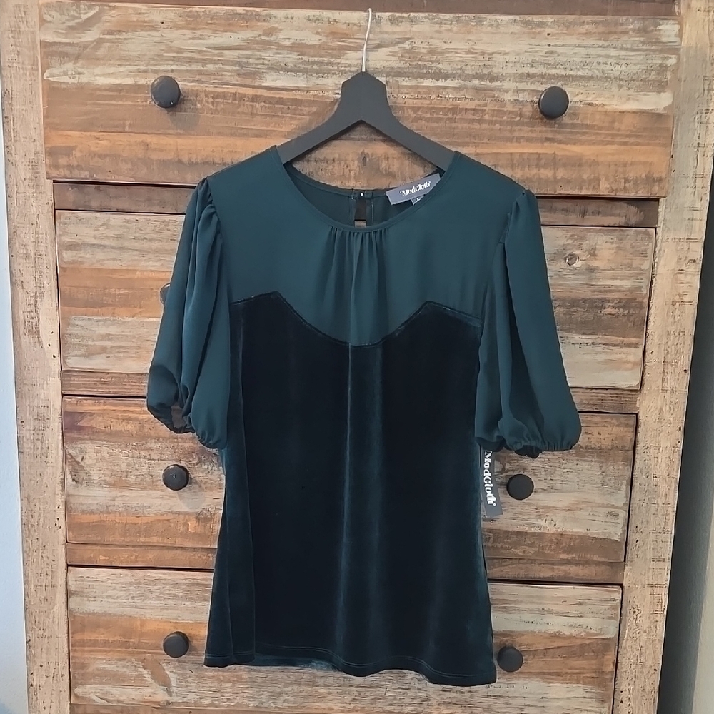 Modcloth Green Velvet Women's Top